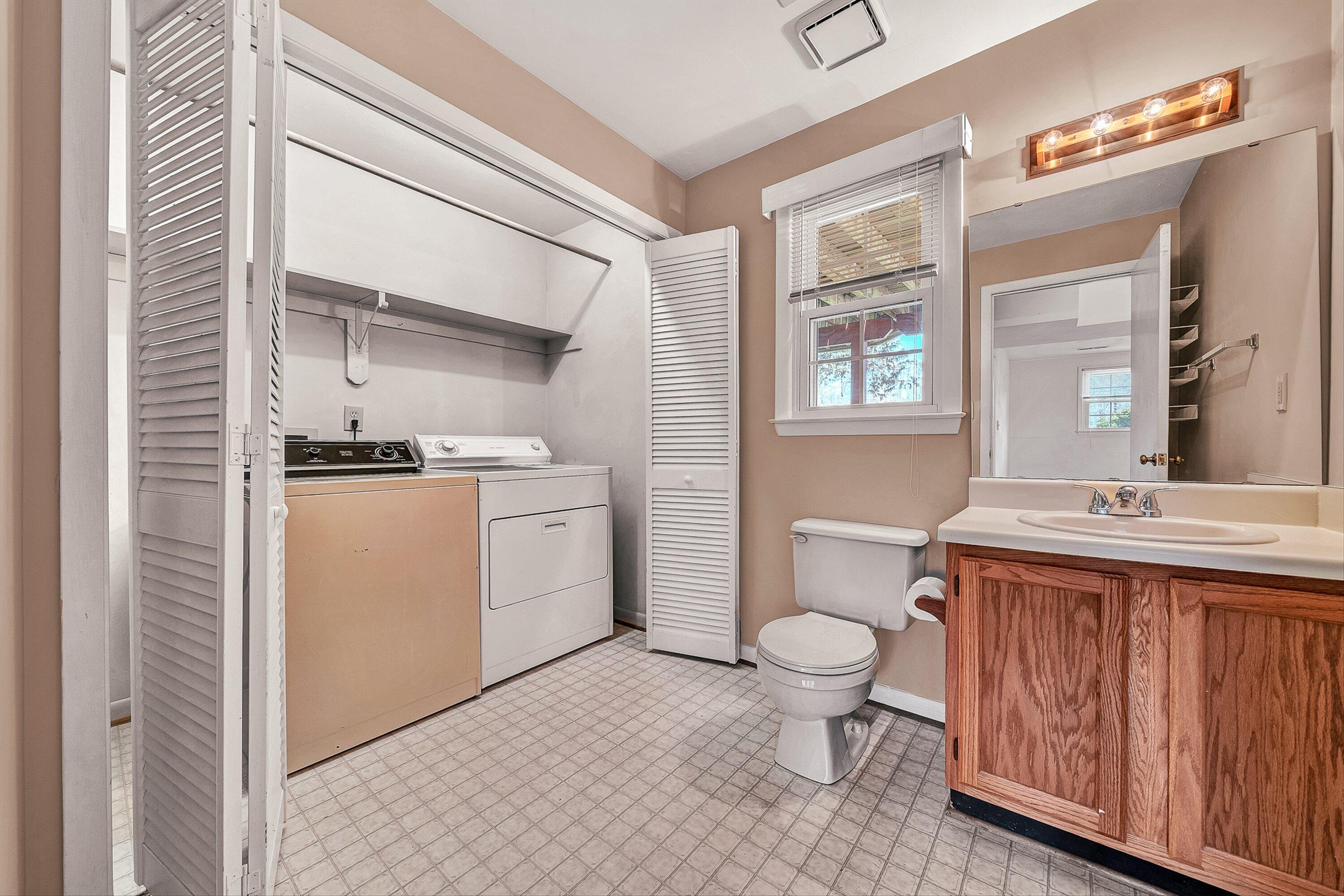 7901 Cedar Edge Road Roanoke, VA 24018 - Photo 40 of 49 Half Bath & Laundry Area