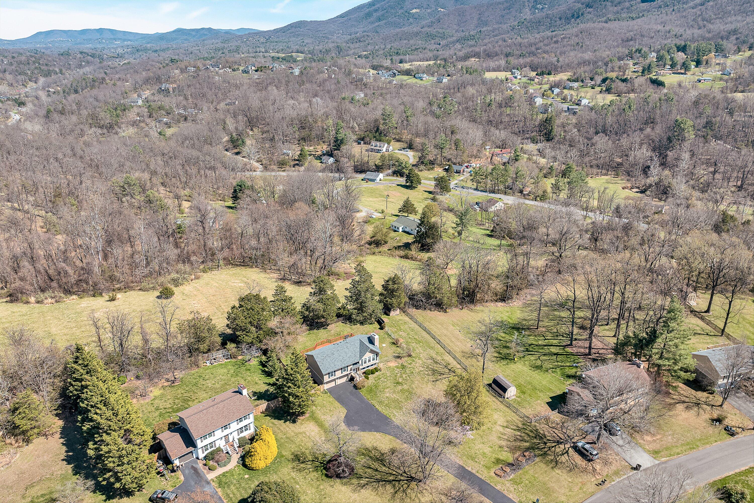 7901 Cedar Edge Road Roanoke, VA 24018 - Photo 48 of 49 Stunning Views