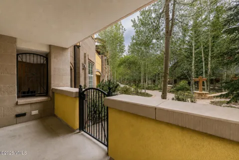 $7,500,000 | 728 West Lionshead Circle, Unit R4, Vail, CO 81657