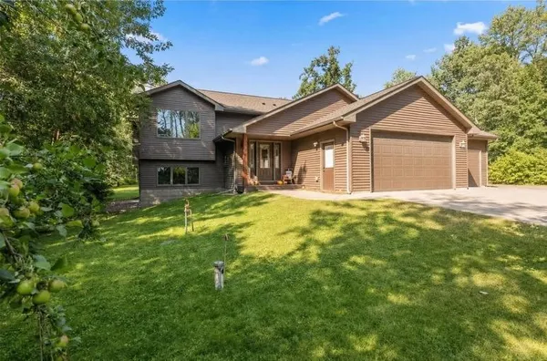 $549,900 | 33921 Wild Wind Ranch Drive, Crosslake, MN 56442
