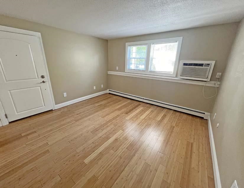 14 Stonehenge Road Londonderry, NH 03053 - Photo 10 of 15