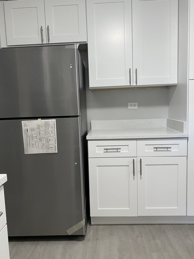 16236 Spaulding Avenue Markham, IL 60428 - Photo 3 of 10