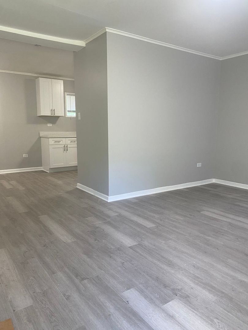 16236 Spaulding Avenue Markham, IL 60428 - Photo 9 of 10