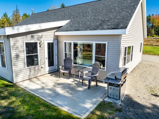 $699,000 | 408 Duck Cove Road, Roque Bluffs, ME 04654