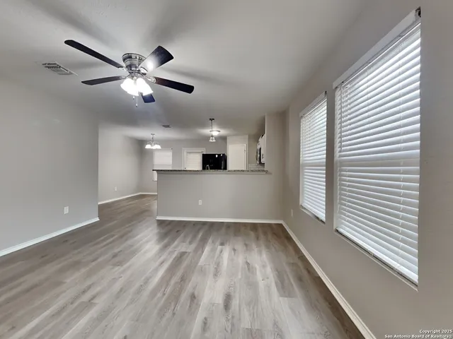 $1,449 | 6647 Hartnet, Converse, TX 78109