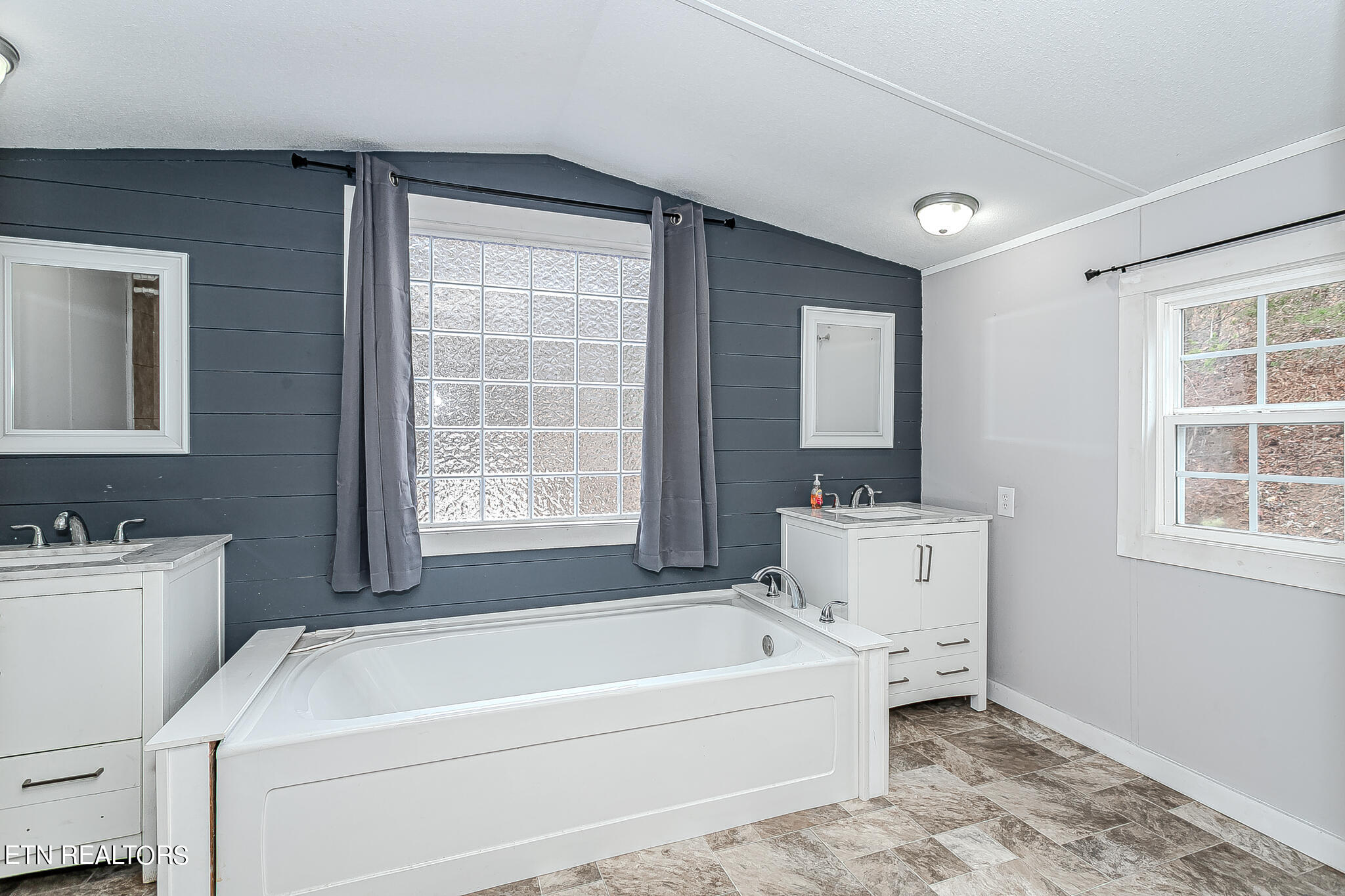 1750 Demory Road La Follette, TN 37766 - Photo 22 of 44 1750 Demory-16