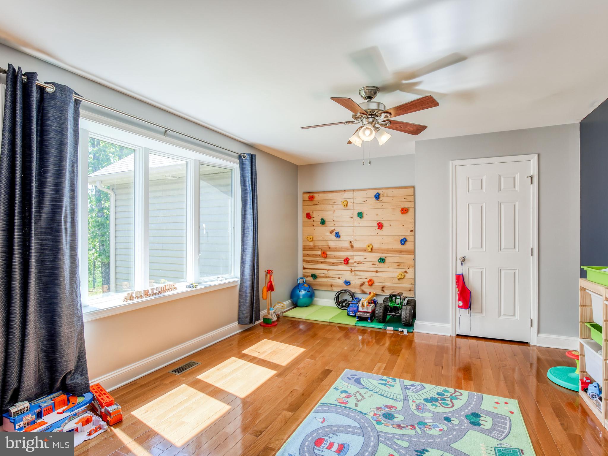 959 Adams Road Winchester, VA 22603 - Photo 12 of 42 Bedroom2