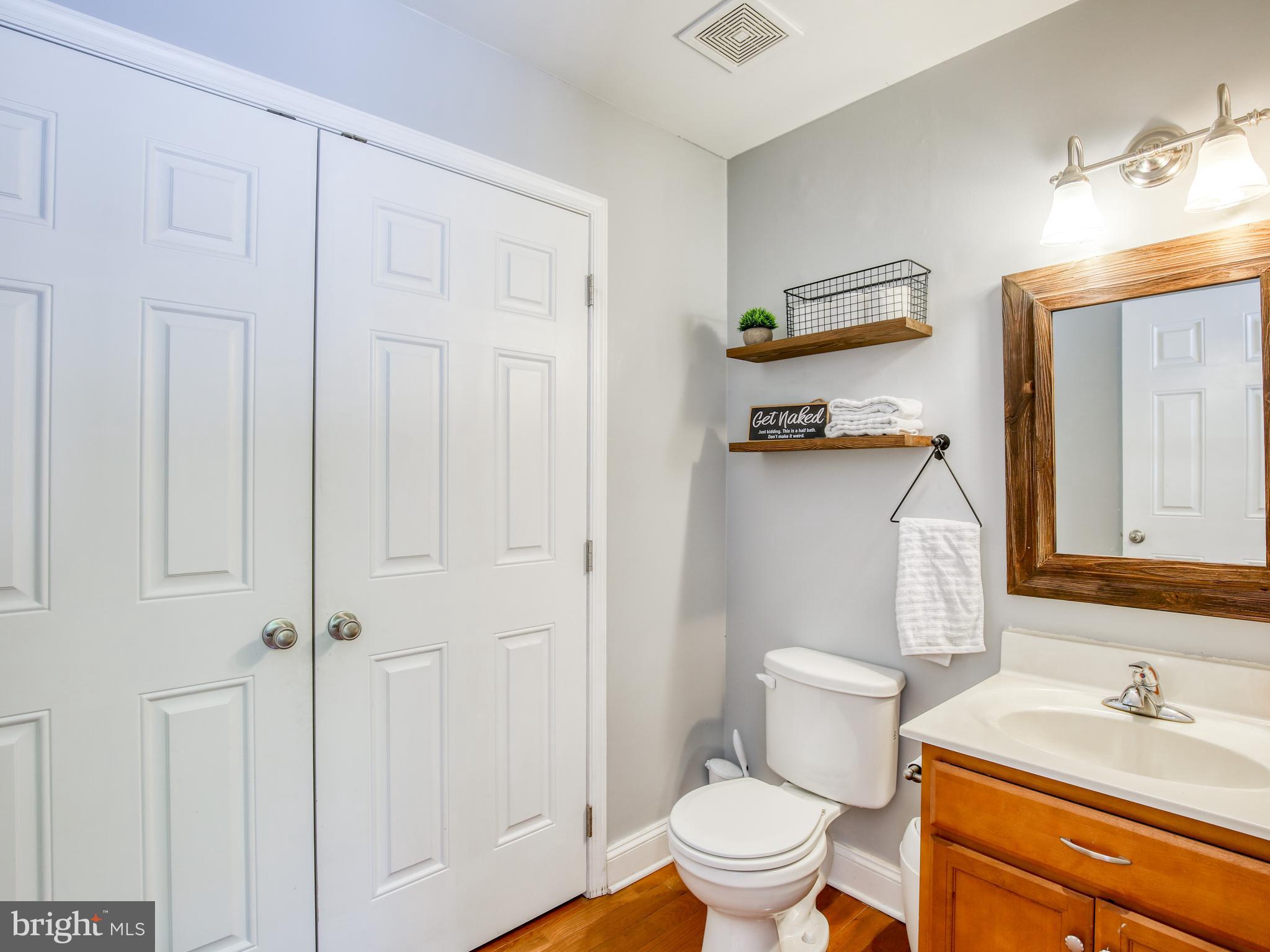 959 Adams Road Winchester, VA 22603 - Photo 26 of 42 Half-bath