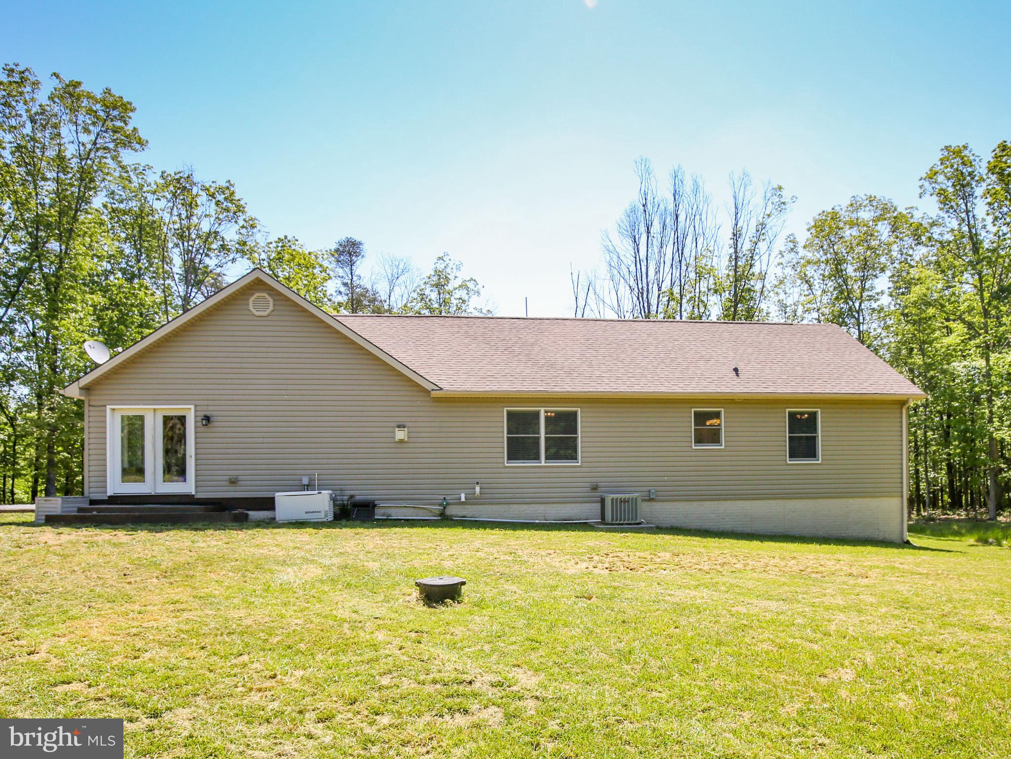 959 Adams Road Winchester, VA 22603 - Photo 4 of 42 Gallery Image 4