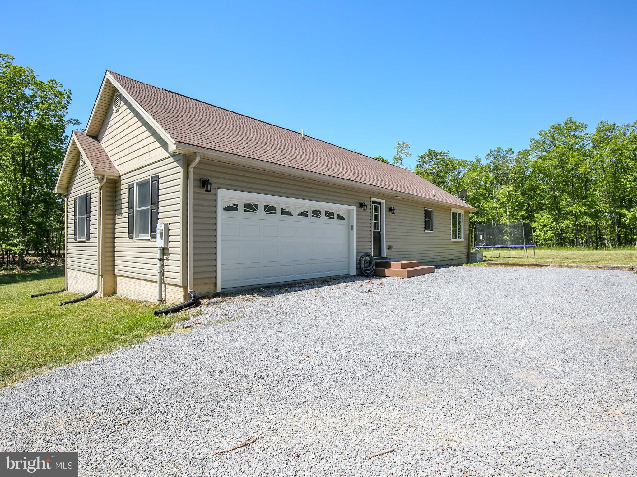 959 Adams Road Winchester, VA 22603 - Photo 5 of 42 Rear load garage