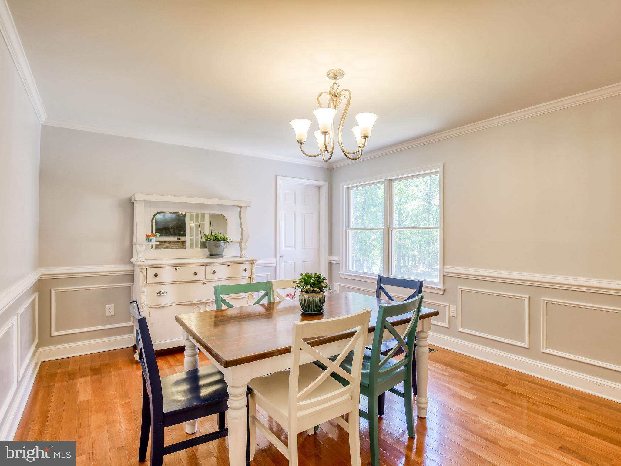 959 Adams Road Winchester, VA 22603 - Photo 8 of 42 Dining Room