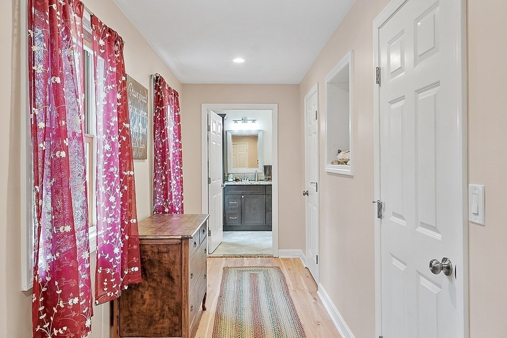 70 Dunn Road Ashburnham, MA 01430 - Photo 12 of 40