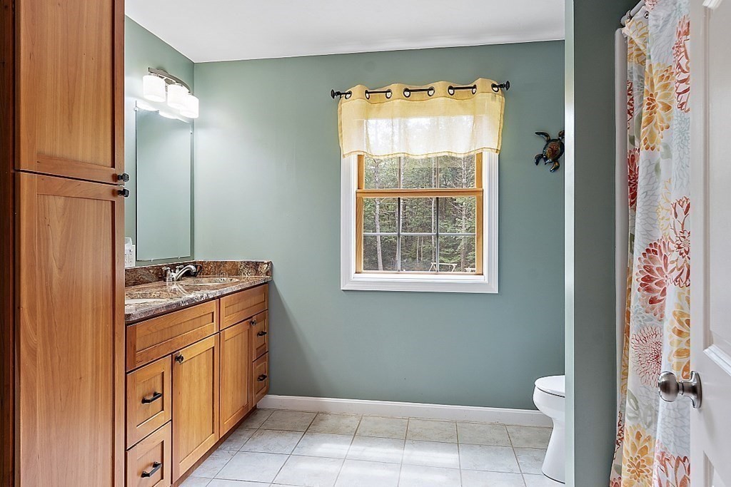 70 Dunn Road Ashburnham, MA 01430 - Photo 19 of 40