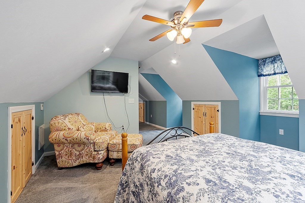 70 Dunn Road Ashburnham, MA 01430 - Photo 25 of 40