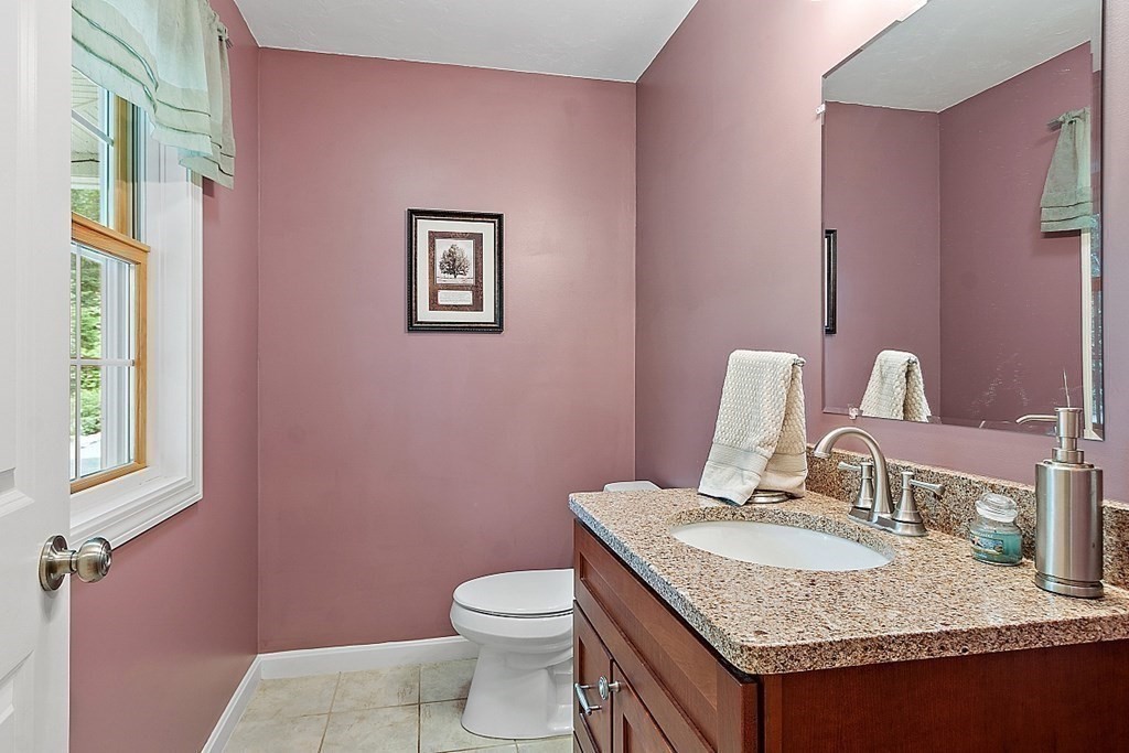 70 Dunn Road Ashburnham, MA 01430 - Photo 9 of 40