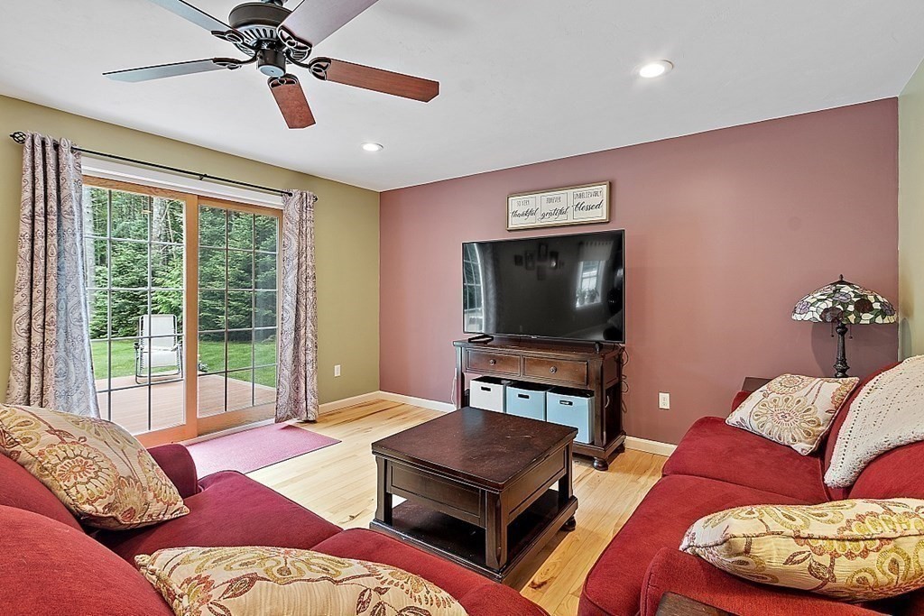 70 Dunn Road Ashburnham, MA 01430 - Photo 10 of 40