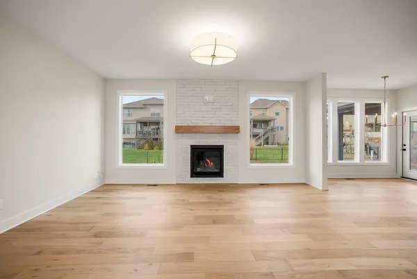 $590,000 | 16578 West 165th Place, Olathe, KS 66062