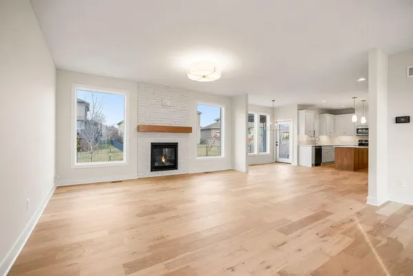 $590,000 | 16578 West 165th Place, Olathe, KS 66062