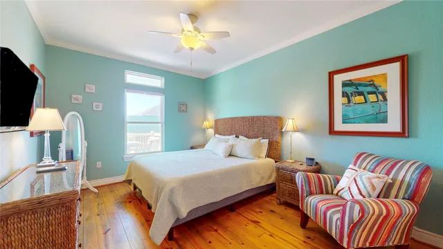 $2,400 | 1121 Blue Water Drive, Crystal Beach, TX 77650