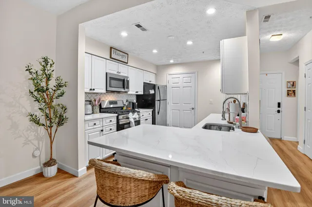 $389,900 | 2013 Warners Terrace South, Unit 348, Annapolis, MD 21401