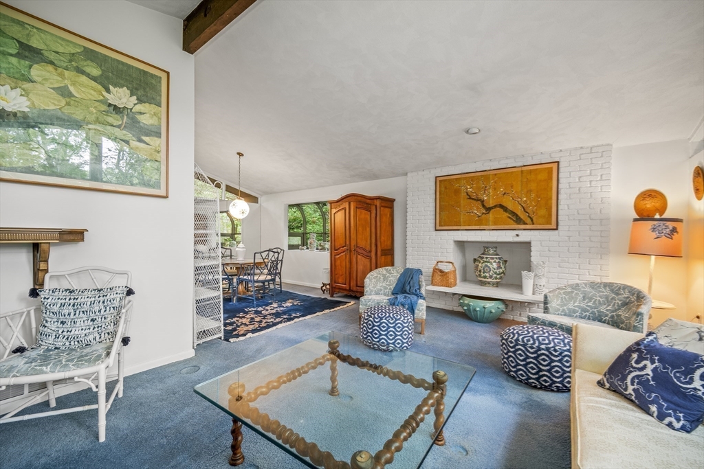 39 Indian Ridge Road Natick, MA 01760 - Photo 4 of 28 Gallery Image 4