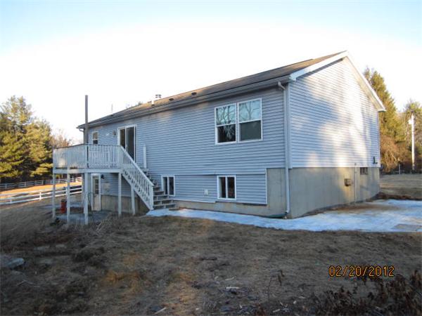 52 H Foote Road Charlton, MA 01507 - Photo 2 of 24