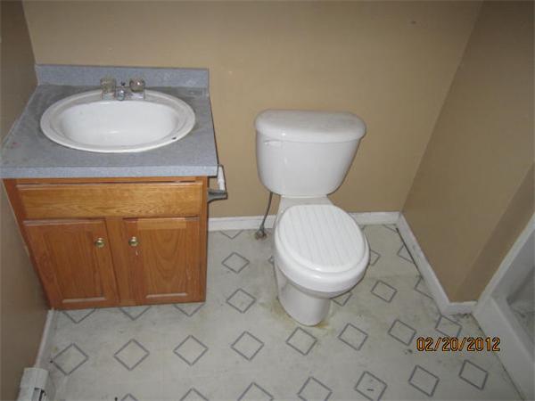 52 H Foote Road Charlton, MA 01507 - Photo 9 of 24