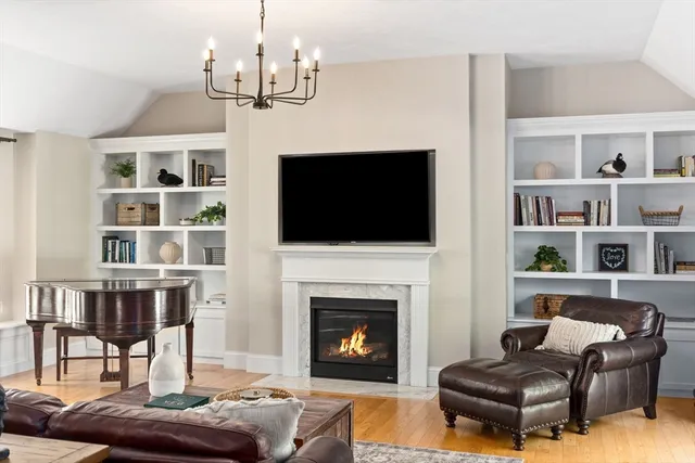 $779,000 | 6 Waterford Circle, Dighton, MA 02715