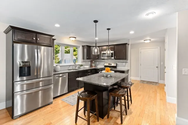 $779,000 | 6 Waterford Circle, Dighton, MA 02715