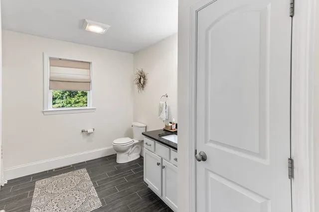 $779,000 | 6 Waterford Circle, Dighton, MA 02715