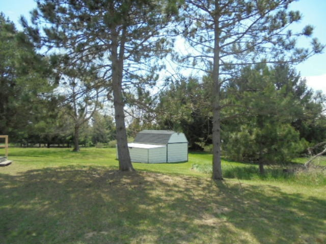 9460 South Vandecar Road Shepherd, MI 48883 - Photo 10 of 33 DSC06222