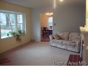 1821 Cherry Road Springfield, IL 62704 - Photo 2 of 12