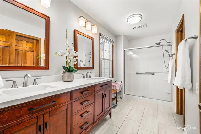 $399,000 | 1712 Coach Drive, Naperville, IL 60565