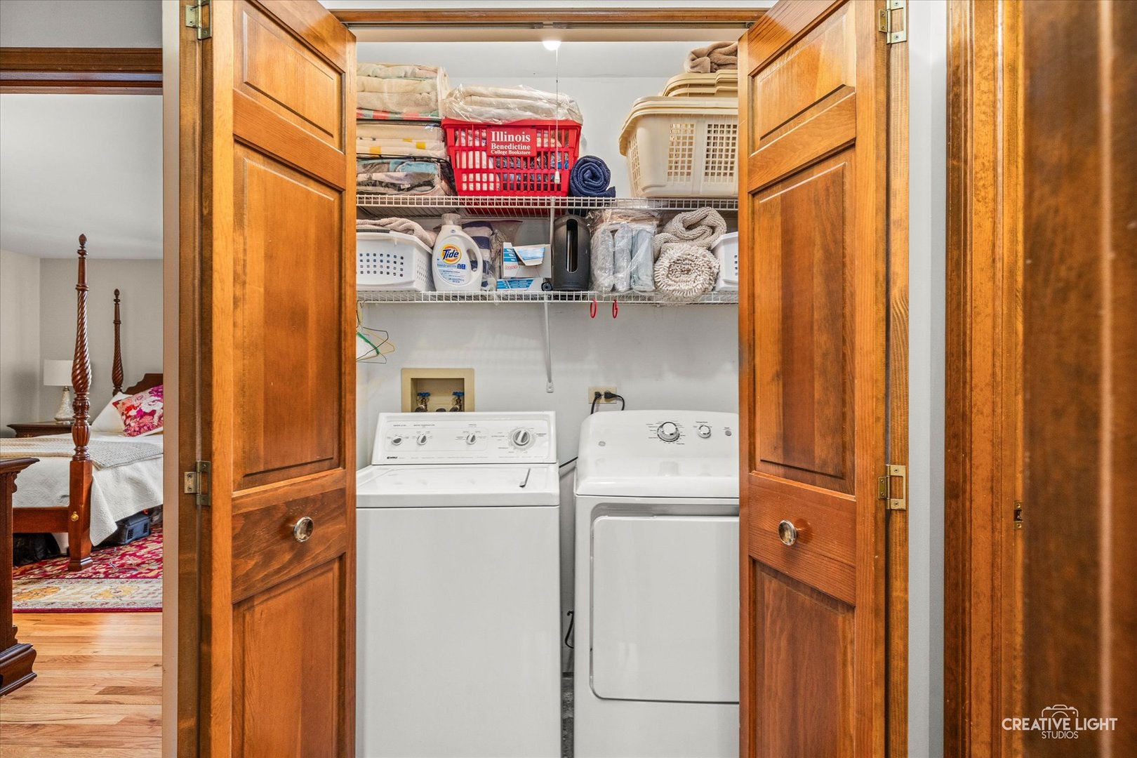 1712 Coach Drive Naperville, IL 60565 - Photo 19 of 39 a utility room with dryer and washer