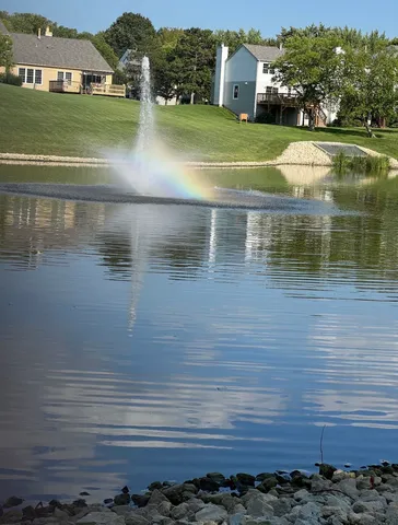 $399,000 | 1712 Coach Drive, Naperville, IL 60565