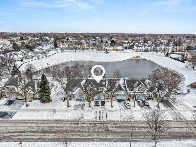 $399,000 | 1712 Coach Drive, Naperville, IL 60565