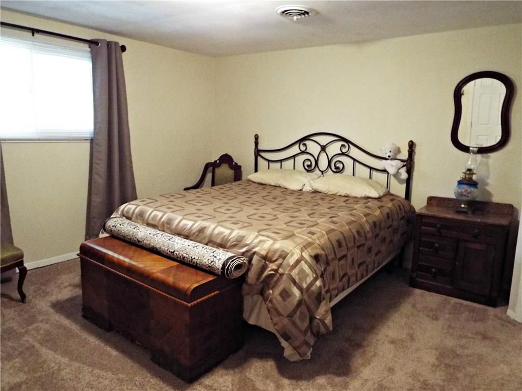 1349 Sugar Run Road Venetia, PA 15367 - Photo 11 of 19