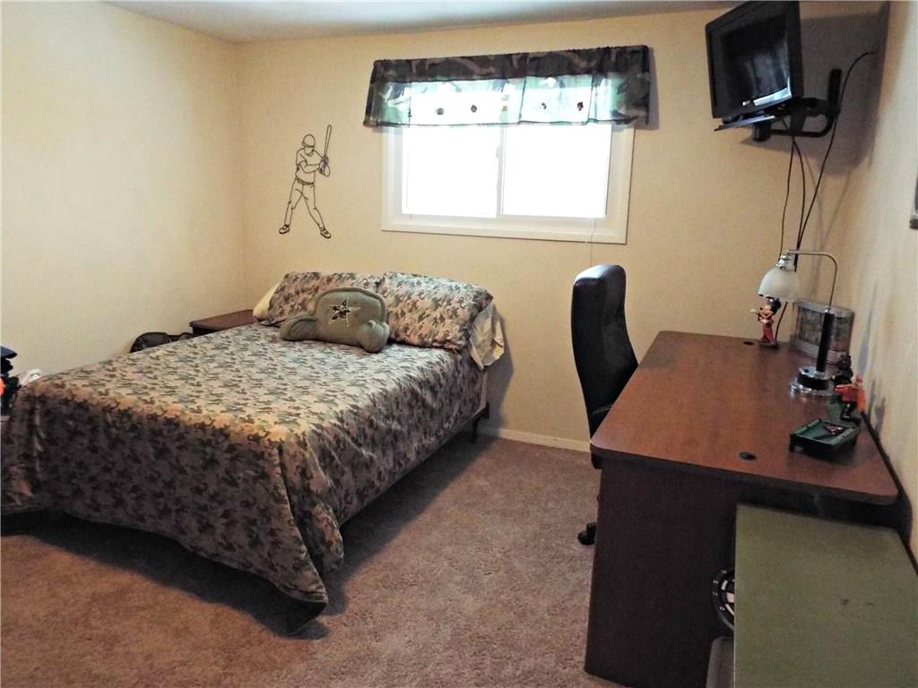 1349 Sugar Run Road Venetia, PA 15367 - Photo 14 of 19
