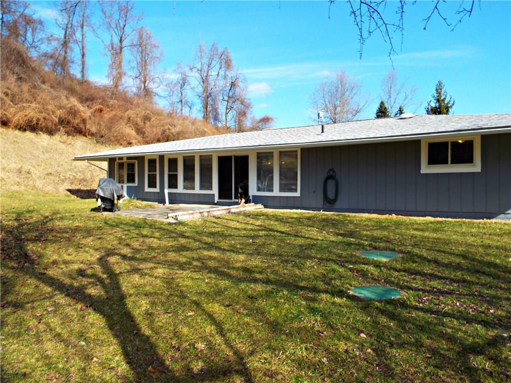 1349 Sugar Run Road Venetia, PA 15367 - Photo 17 of 19