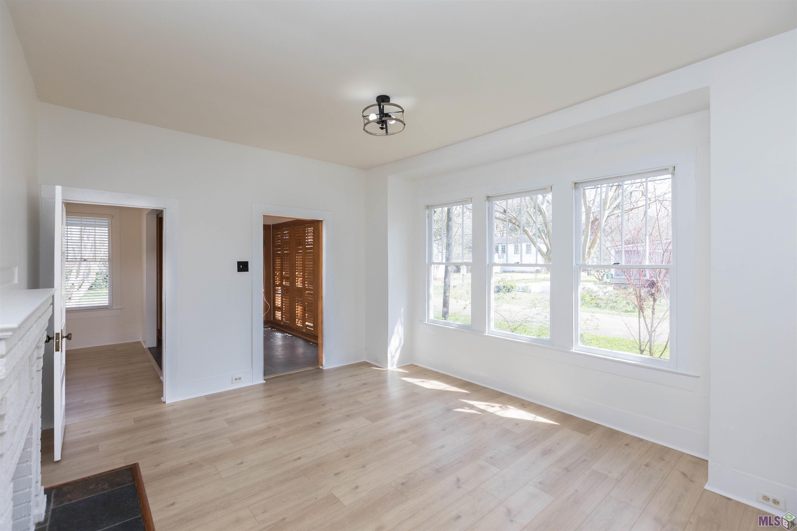 1946 Pericles Street Baton Rouge, LA 70808 - Photo 16 of 33 Dining Room