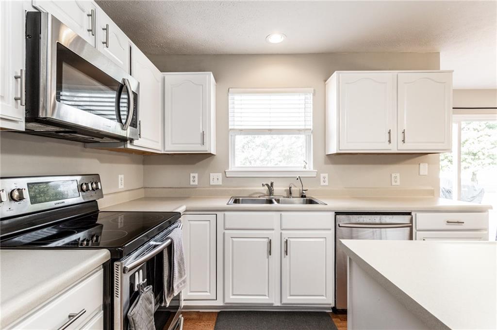 8638 Rapp Drive Indianapolis, IN 46237 - Photo 12 of 36 Gallery Image 12