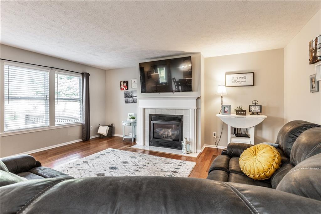 8638 Rapp Drive Indianapolis, IN 46237 - Photo 6 of 36 Gallery Image 6