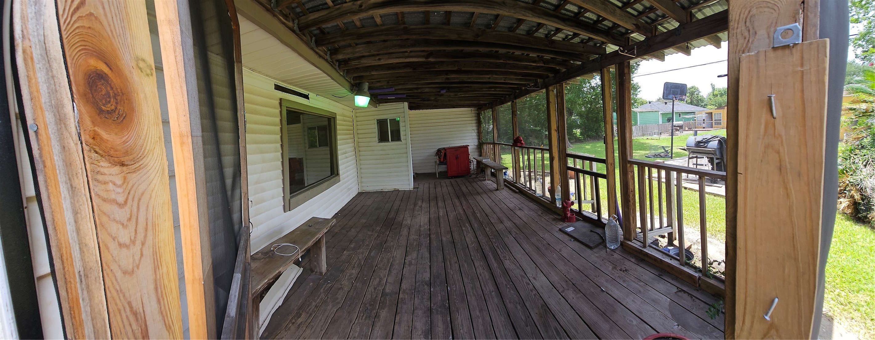 5218 Cortelyou Lane Houston, TX 77021 - Photo 45 of 45 a view of a balcony with wooden floor