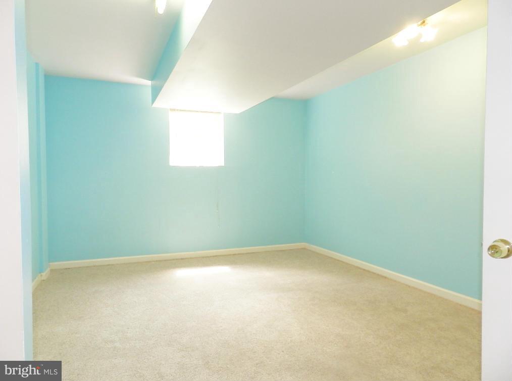 13007 Bluhill Road Silver Spring, MD 20906 - Photo 22 of 30 Bedroom