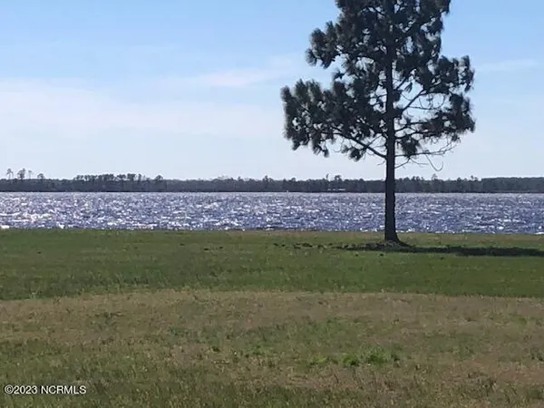 $28,500 | 123 East Dowry Creek, Belhaven, NC 27810