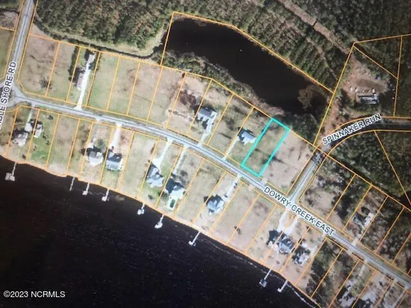 $28,500 | 123 East Dowry Creek, Belhaven, NC 27810