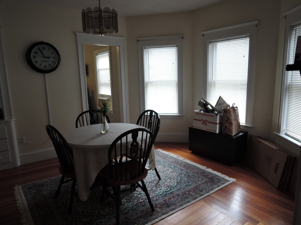 9 Maple Street Watertown, MA 02472 - Photo 4 of 7