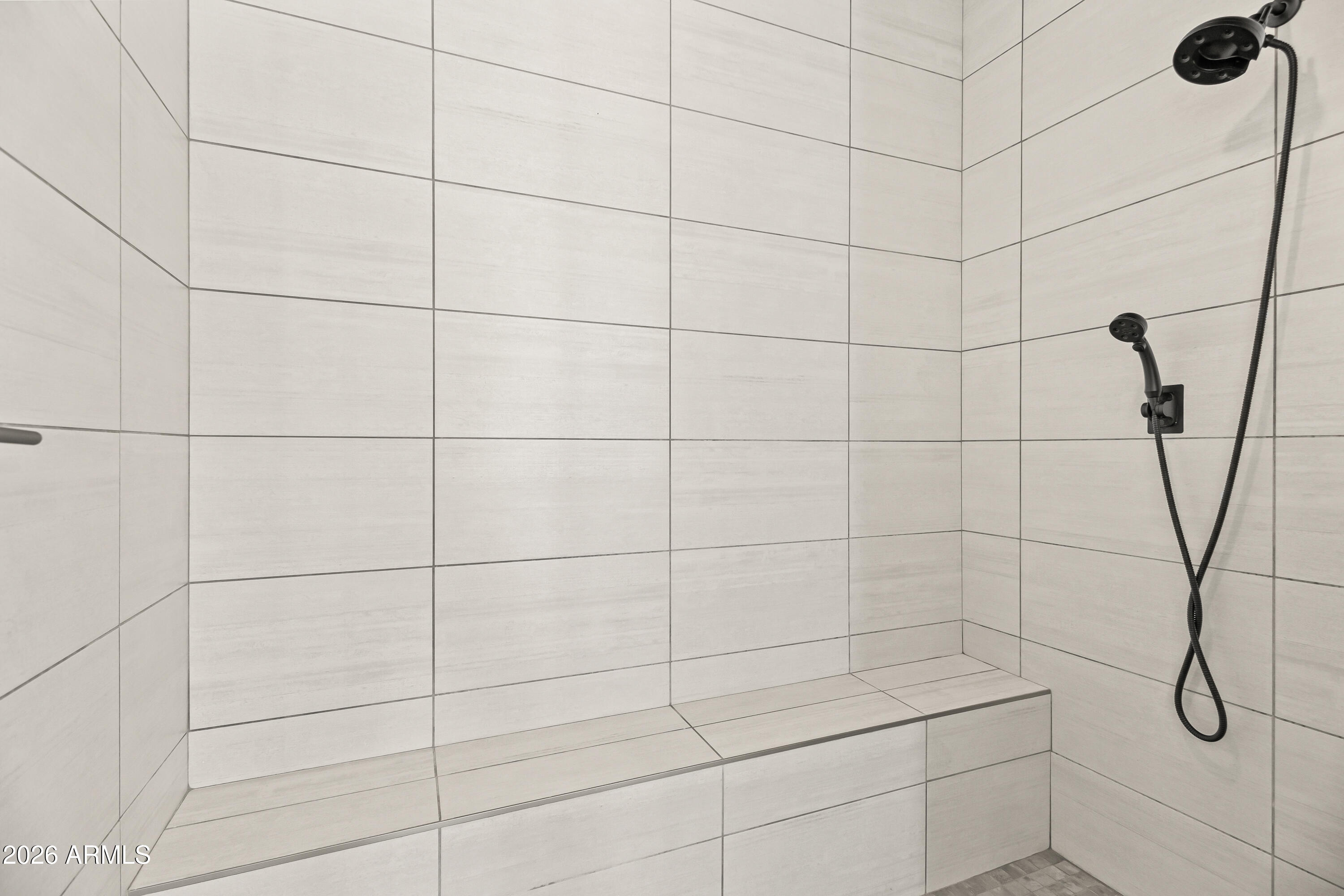 5136 North 10th Way Phoenix, AZ 85014 - Photo 13 of 42 Oversized Primary shower