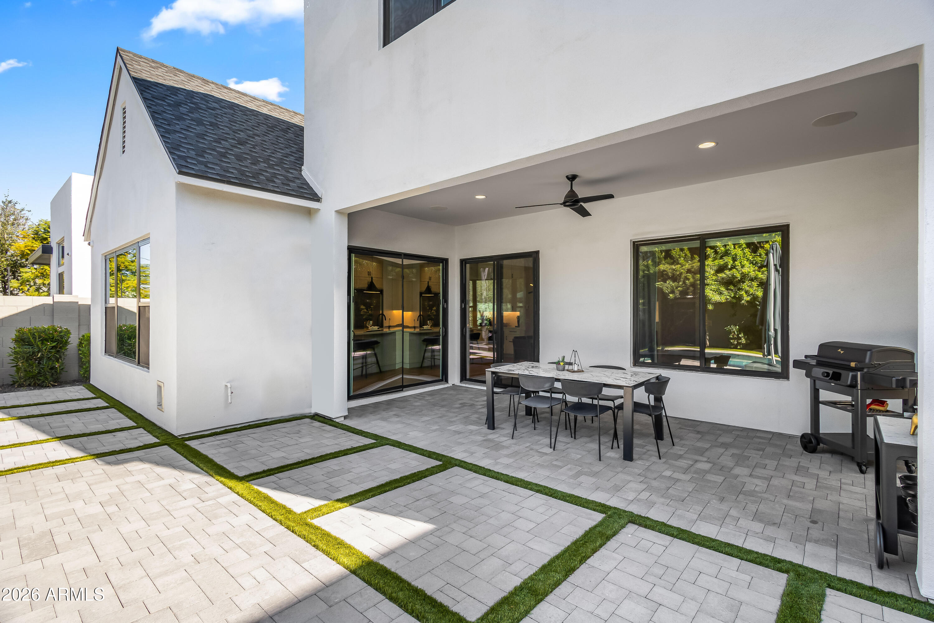 5136 North 10th Way Phoenix, AZ 85014 - Photo 37 of 42 Covered patio for indoor-outdoor living