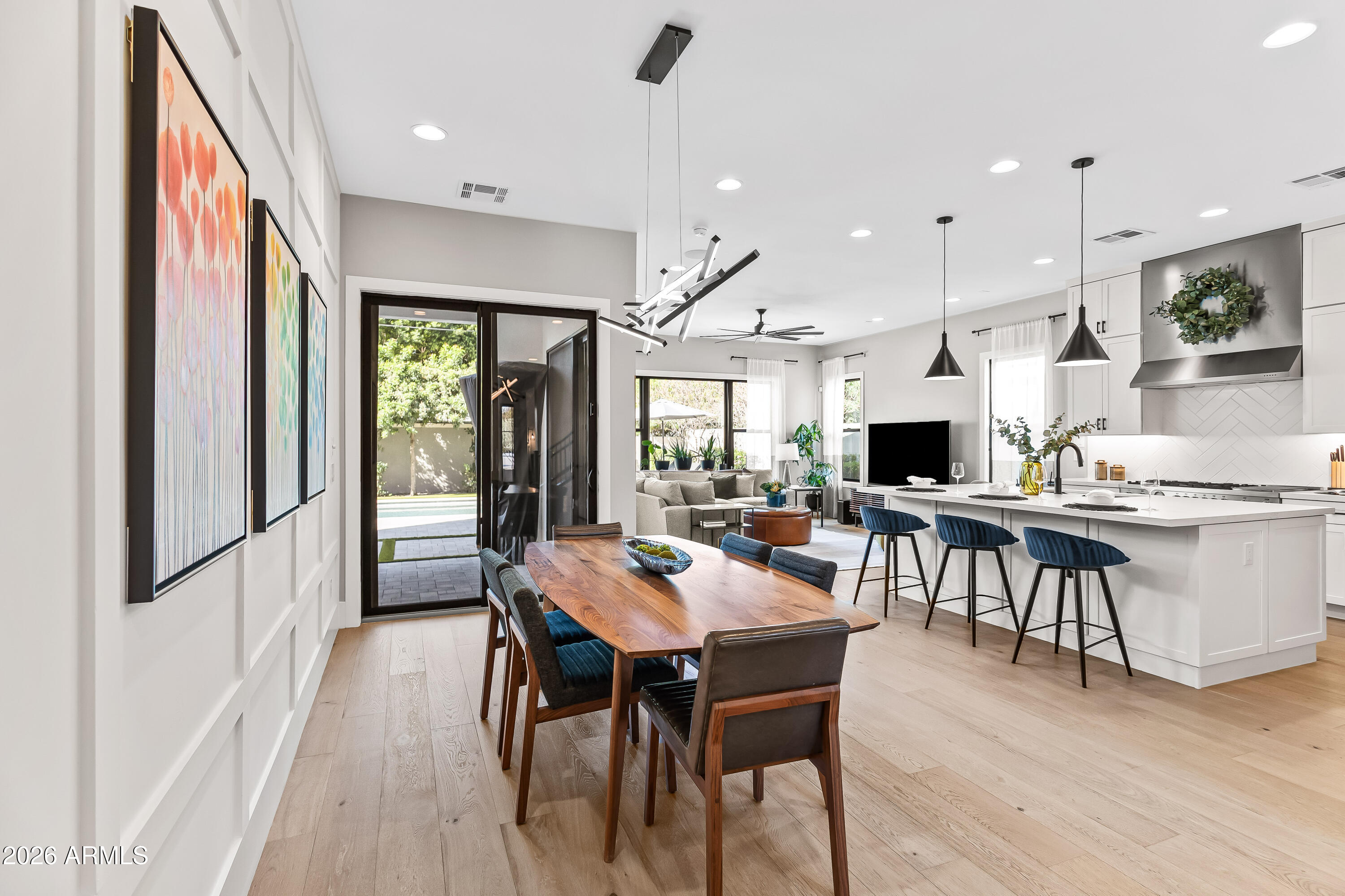 5136 North 10th Way Phoenix, AZ 85014 - Photo 9 of 42 Luxury designer upgrades throughout